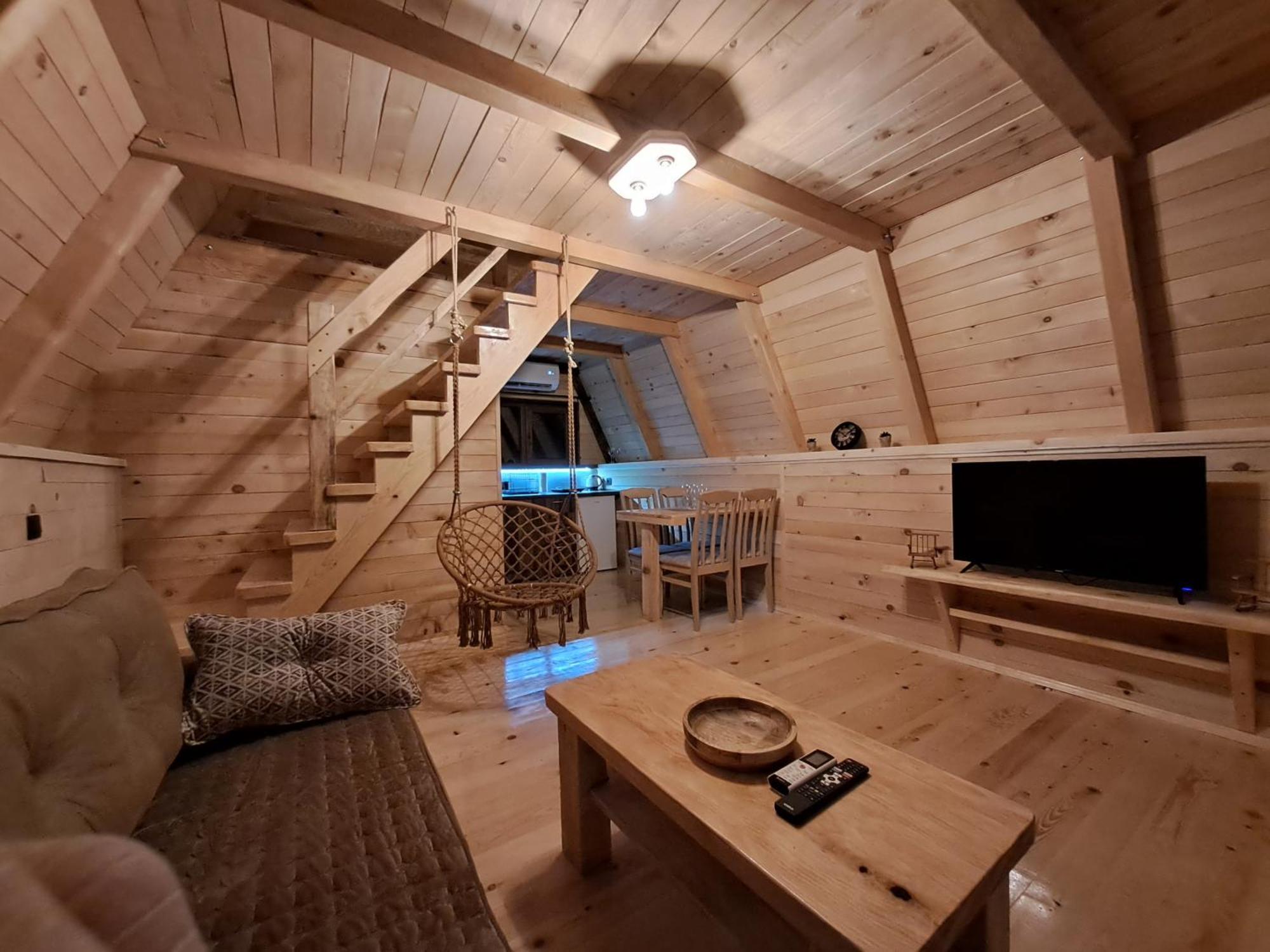 Wooden Cottages Konak Savnik Bagian luar foto